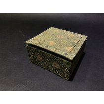 印泥八十年代上海西泠印社【濳泉印泥】一盒，印泥盒为景德镇制