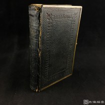 特装本！1870年 伦敦出版 《圣经》1册（HE HY BIBE）新约 旧约卷 黑色真皮精装  金属塔扣 精美压花