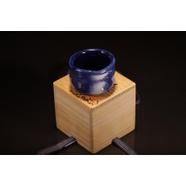 日本京都清水烧，【高桥政男】作蓝釉矿物釉主人杯。