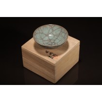 日本青瓷人气作家，【和泉良法】作青瓷冰裂纹主人杯
