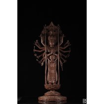 日本近代佛像铸物第一人《先崎荣伸》现在经典作品《千手观音铸铜像》，昭和时期（1926-1989）有供箱。