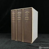 1946年，法国大思想家蒙田《随笔集》（全3卷），HeritagePress出版，漆布脊彩画纸精装，带书匣