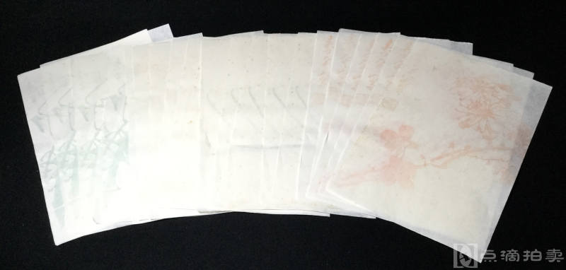 精美木板花笺：《荣宝斋制笺》四种花色，一组二十二张，品相保存完好，具体如图。