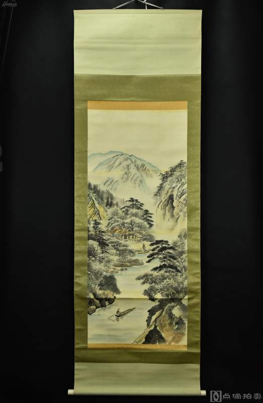（VH0416）竹山笔 绢本手绘《彩色山水画》装裱立轴画一幅 绫布装裱 塑料轴头完整 钤印