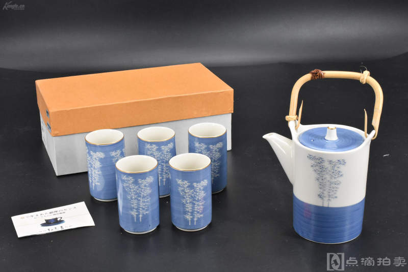 （P6280）《日本橘吉瓷器》原盒茶具一套包括：茶杯五件 茶壶一件 外壁竹叶图案 杯底有款 