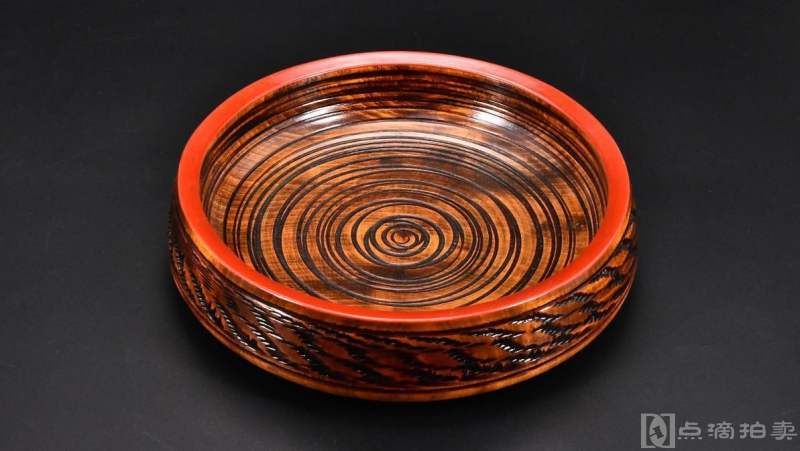 （P7508）《日本传统工艺漆器》圆盘一件 天然木胎漆器