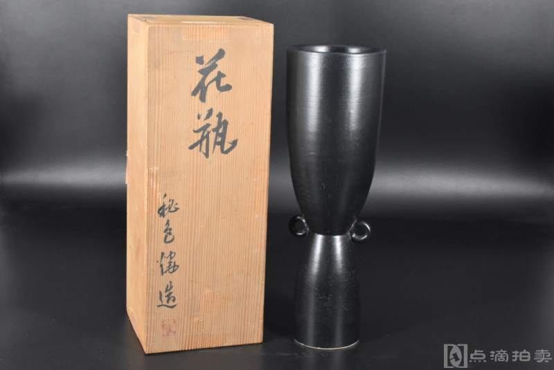 《日本花瓶》日本制陶瓷精美花瓶一个