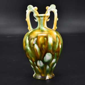 《日本传统工艺陶瓷器》双耳花瓶一件