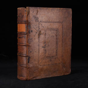 内含26幅拉页金属版画！1730年伦敦出版《在法国、意大利旅行时的一些观察》1册2卷全，硬面精装，竹节背，Edward Wright著