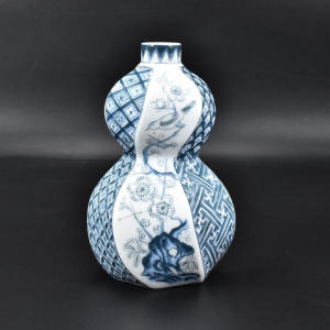 日本传统工艺陶瓷器《花瓶》一件 葫芦造形