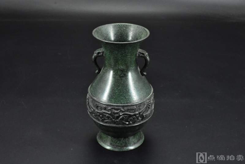 《日本铜花瓶》一件 铜制花瓶 底部有款 