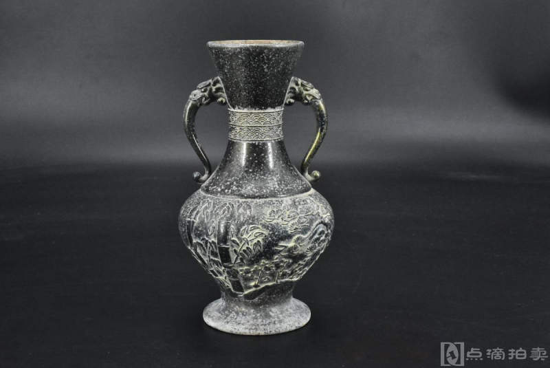 《双耳青铜花瓶》 精美花瓶一个 铜制花瓶