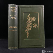1911年，《田间花卉图鉴》，96幅彩色与245幅黑白木版画插图，漆布精装，封面书脊烫金压花