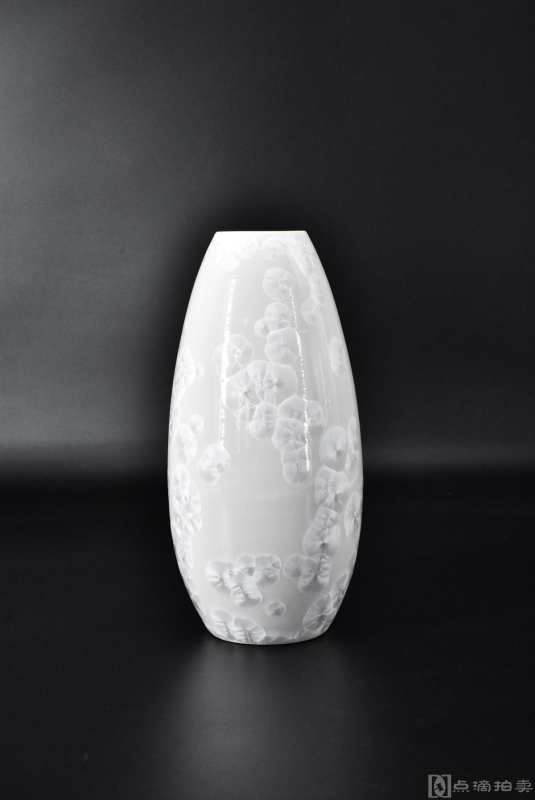 《日本陶瓷花瓶》一件
