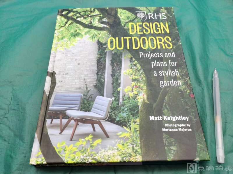 英国皇家园艺协会出版《自然设计别墅庭院绿植景观设计》253页超过三百幅彩色图版 和手绘示意图