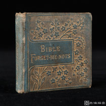 美国纽约1884年E.P.Dutton出版 《圣经/Bible》 《勿忘我/Forget-Me-Nots》 精装 雕花 书口刷蓝 内页印有勿忘我花朵装饰