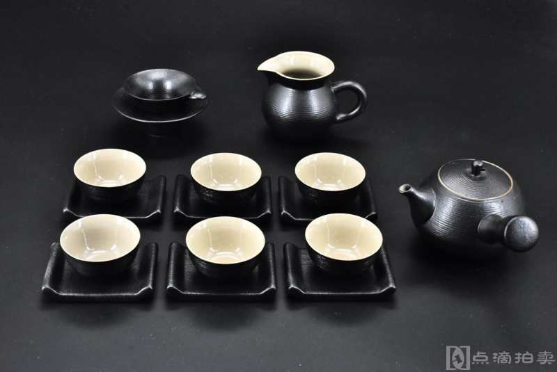 《陶瓷茶具》原盒一套共计十六件