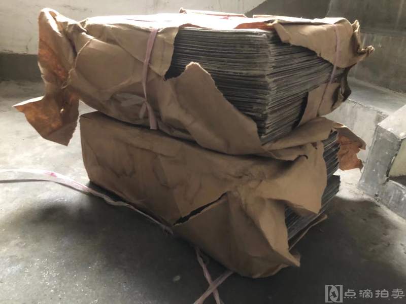 中华民国外交史  铅活字纸型板   两大包一套，十多公斤