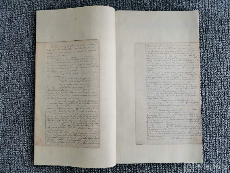 影印清乾隆18年写本：粤海关税则，1册，宣纸线装全彩。